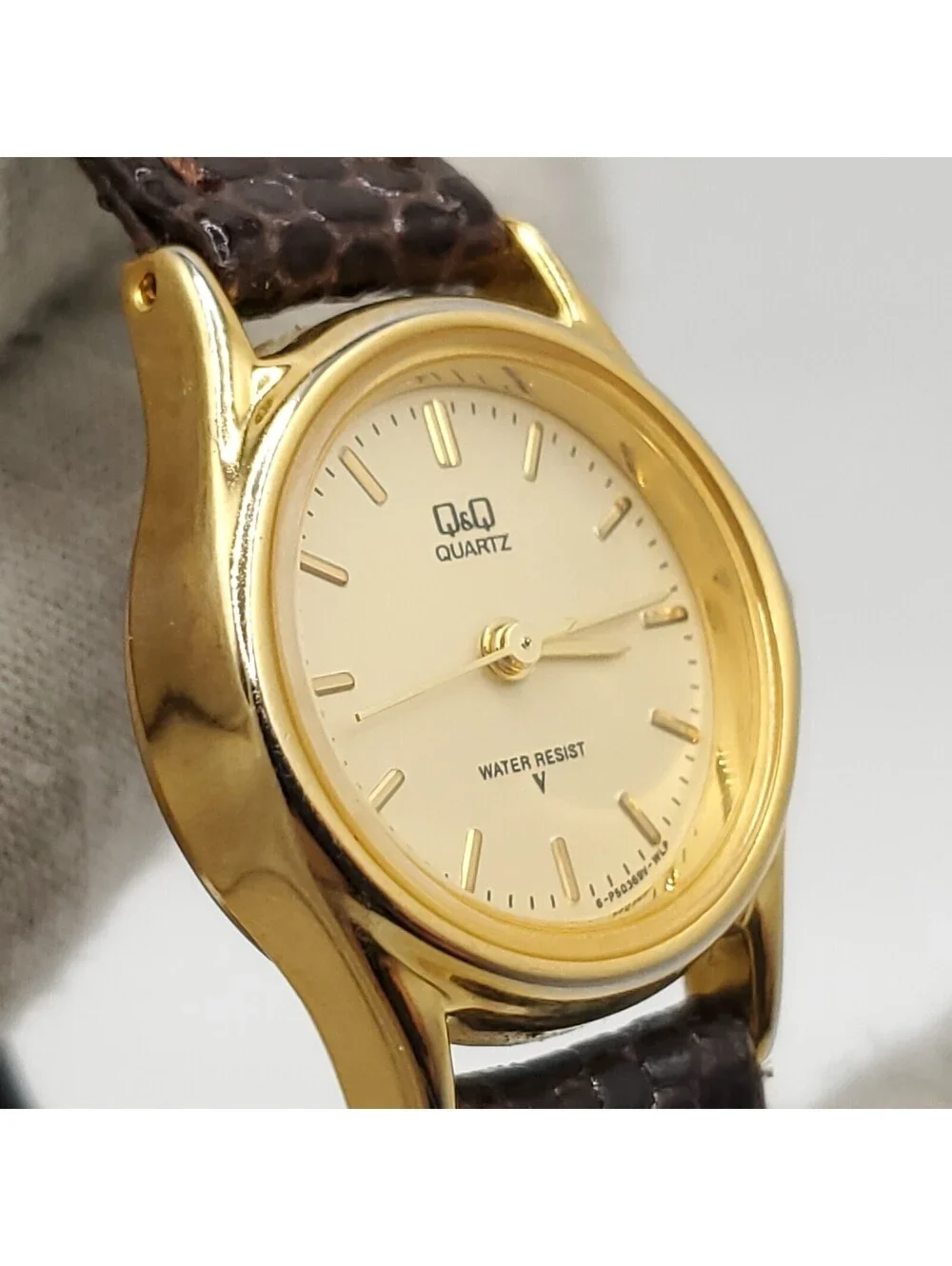 Vintage Citizen Q&Q Watch Women 23mm Gold Tone New Battery